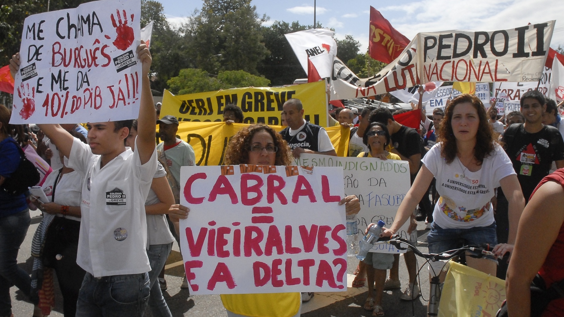 Fotos Alunos e professores de universidades do Rio fazem manifestação