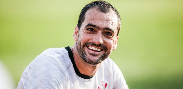 Em rede social, Corinthians retruca provocação do Santos