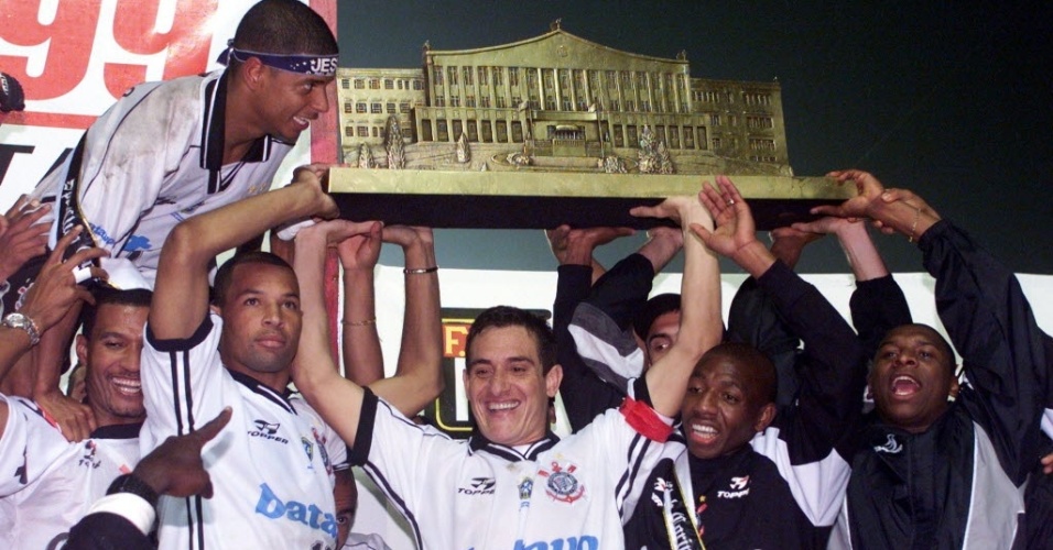 Fotos: Amaral, ex-jogador de Palmeiras e Corinthians - 06/11/2012 - UOL