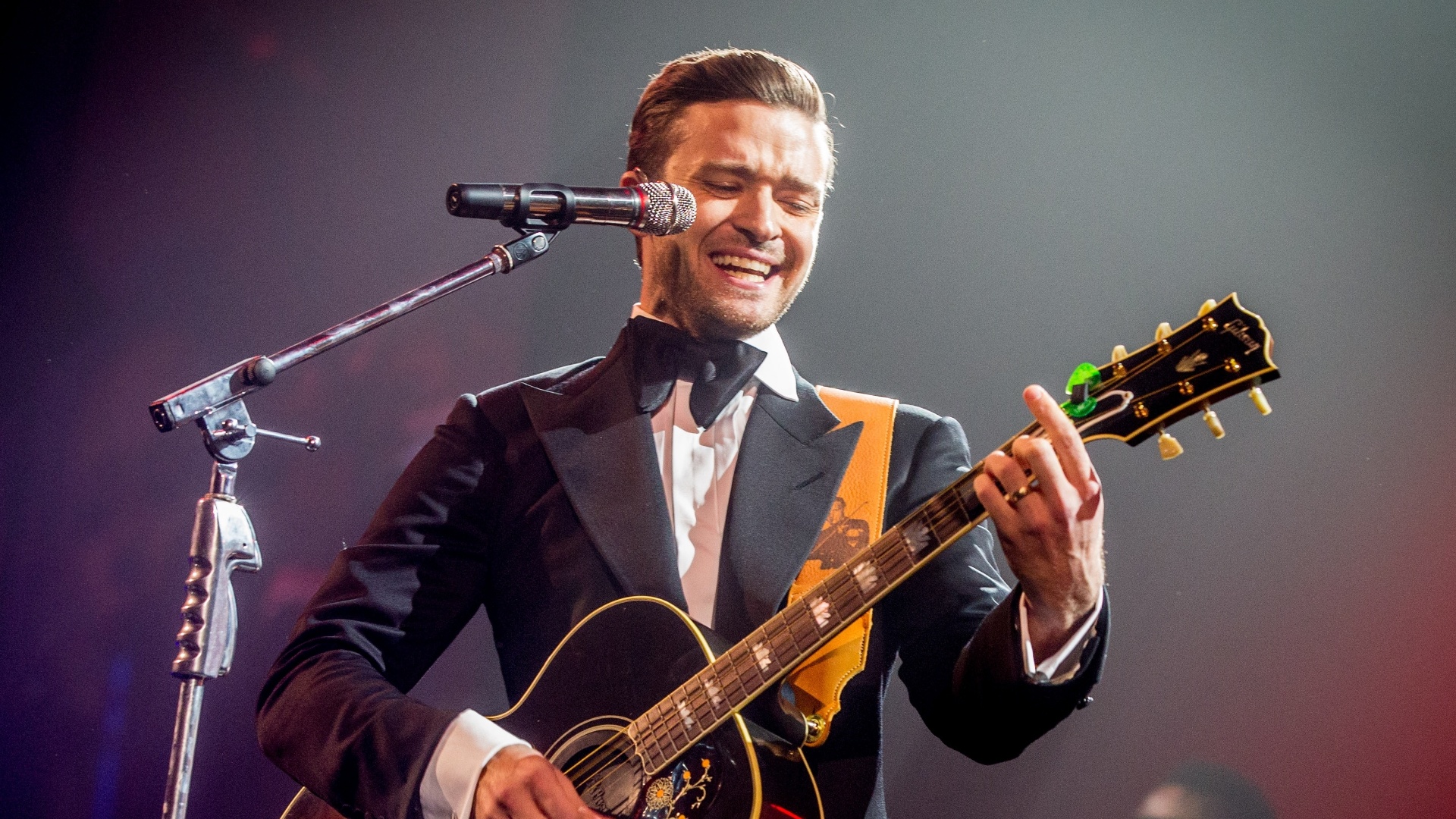 Justin Timberlake E Jay-Z Anunciam Turnê Por Canadá E EUA - 22/02/2013 ...