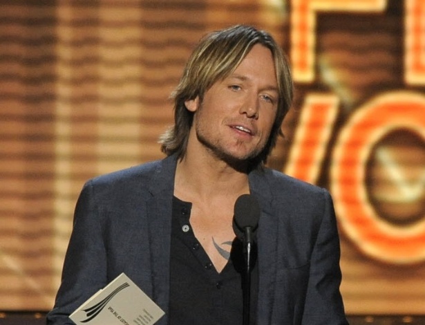 Cantor country Keith Urban voltará a ser jurado do American Idol -  Últimas Notícias - UOL TV e Famosos