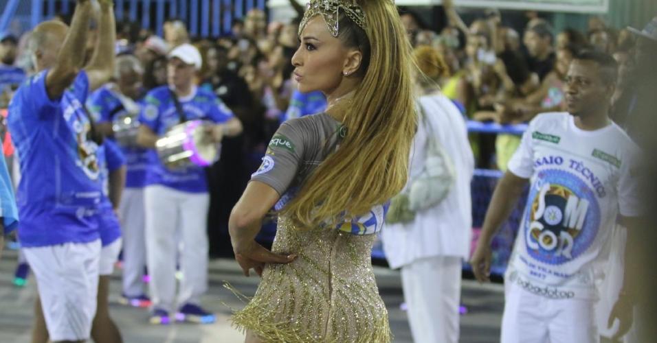 Ensaio da sabrina sato