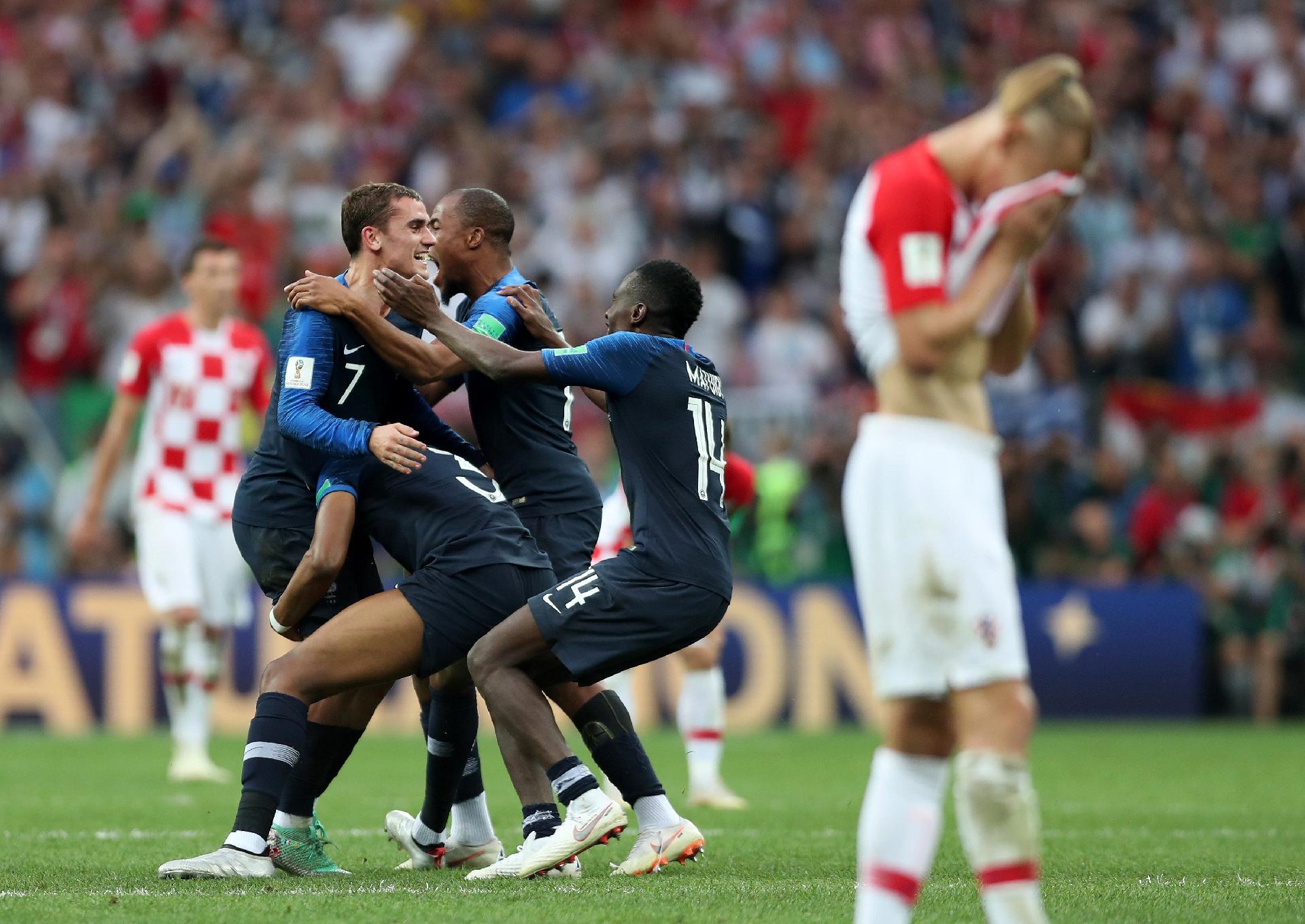Copa do Mundo 2018: França domina Croácia, consagra nova geração e é ...