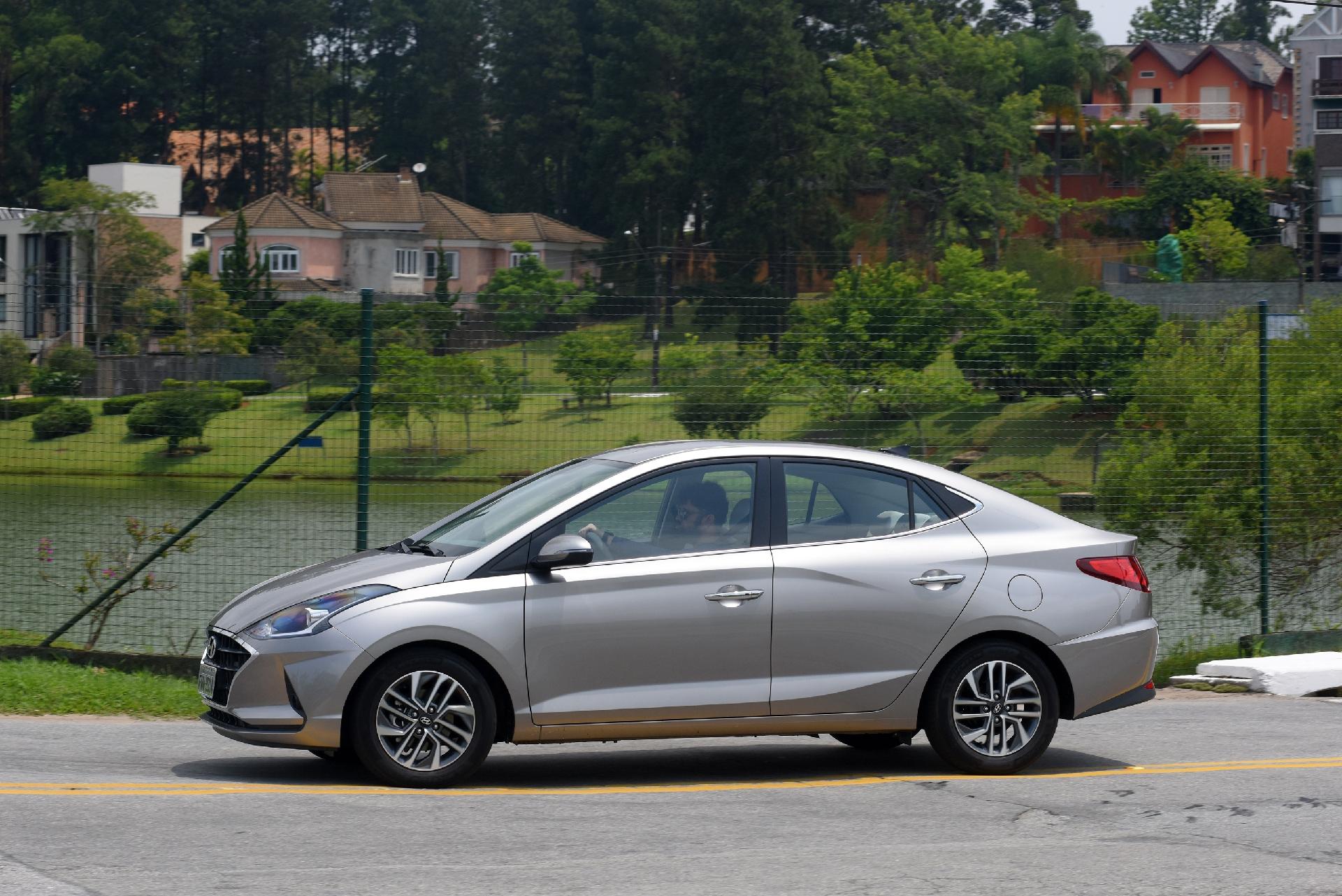 Chevrolet Onix Plus X Hyundai HB20S: Veja O Duelo Dos Sedãs Compactos