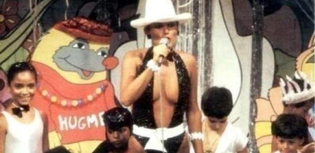 Dos anos 80 para cá: Reveja 10 decotes de Xuxa proibidos para baixinhos