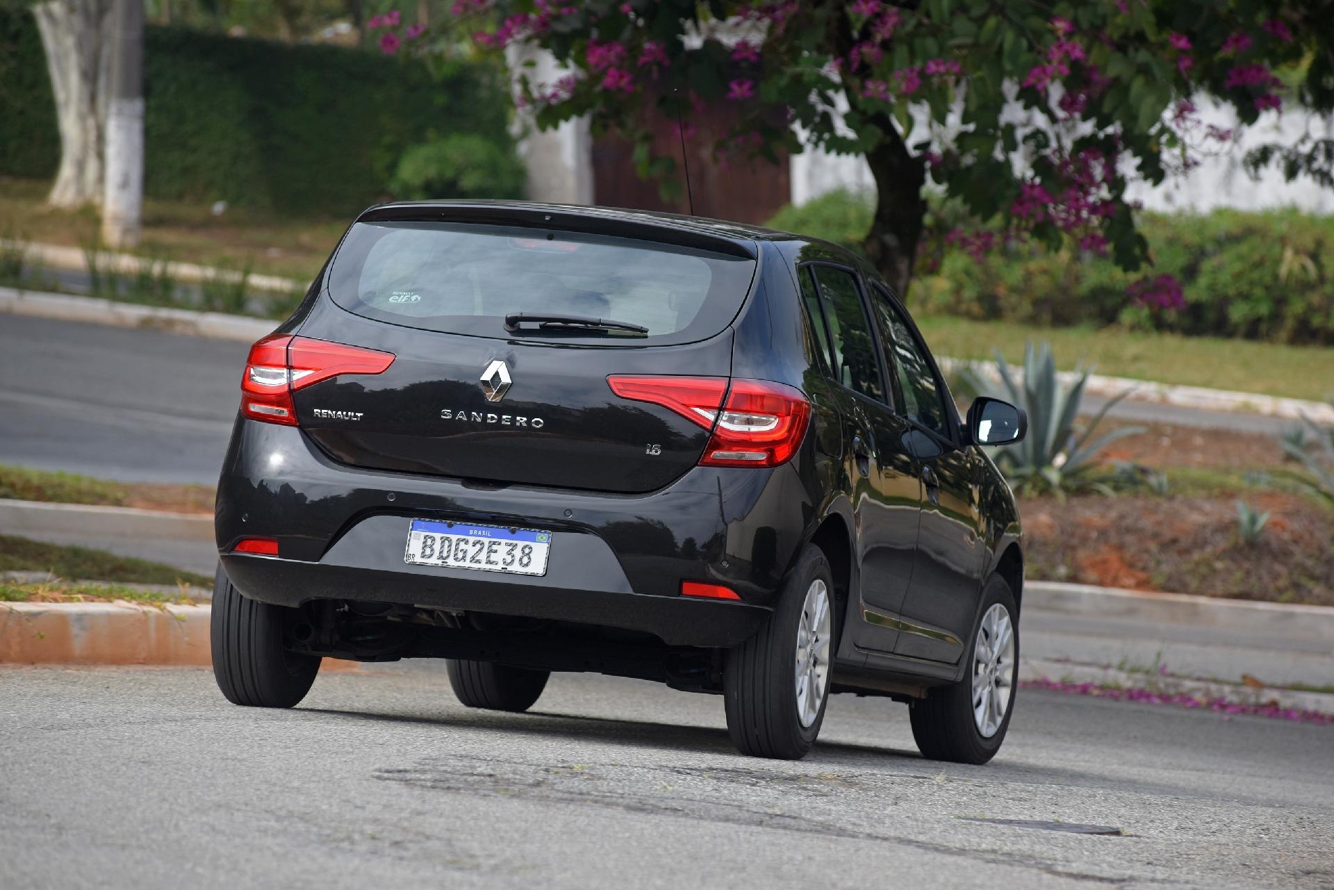 Renault Sandero Zen 2020 preço, versões, consumo, motor e fotos