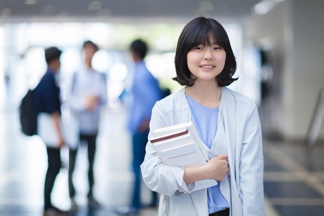 Universidade do Japão discrimina mulheres há mais de 10 anos - 07/08/2018 -  UOL Universa