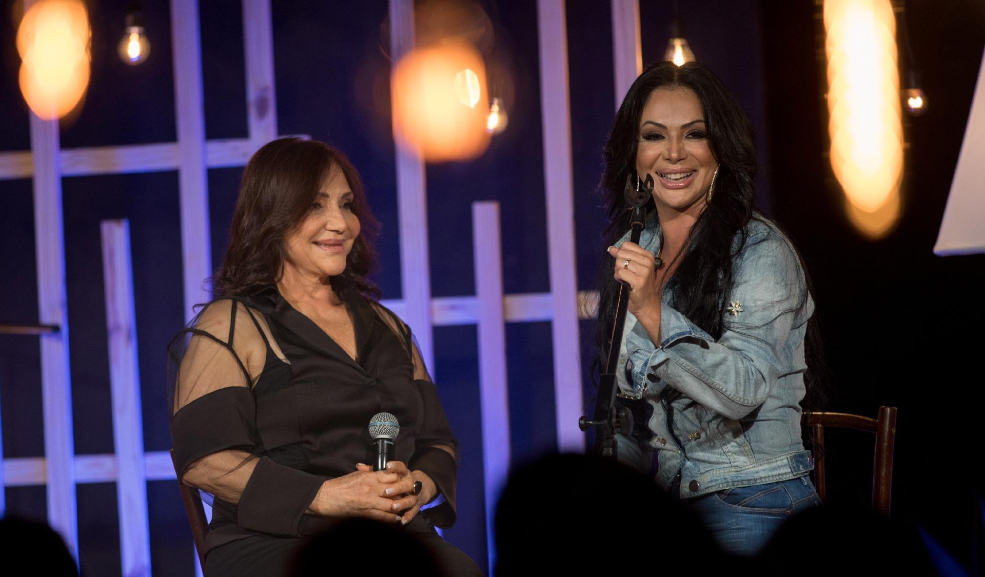 Valéria Barros, de As Mineirinhas, lança novo disco e agradece ao feminejo 20/06/2018 UOL