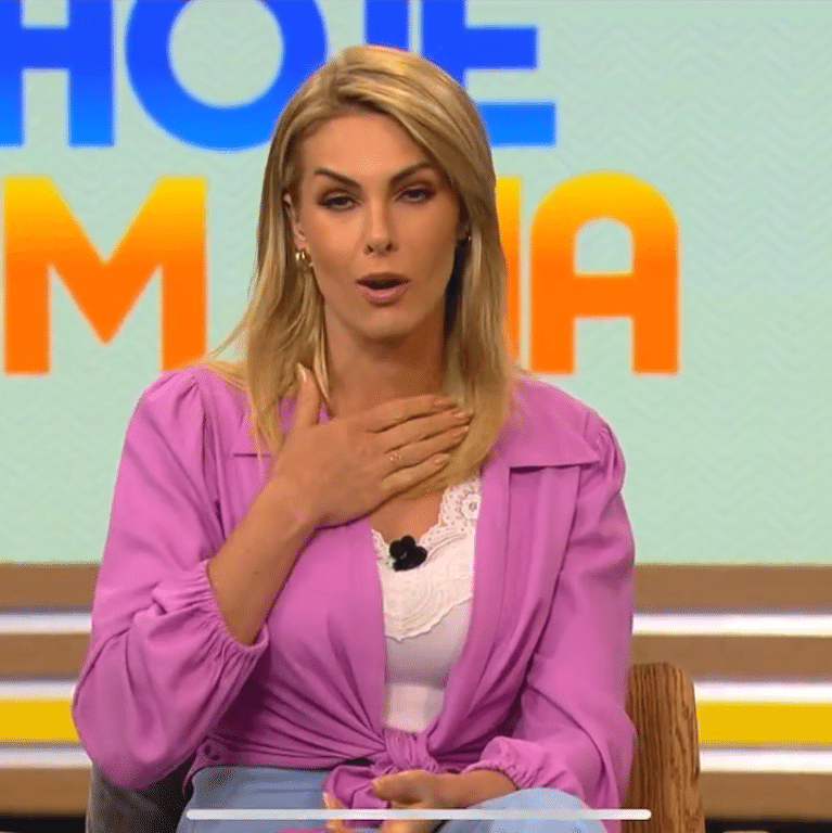 anahickmann #poddelaspodcast #bullying #altura #modelo #fyp #tataesta