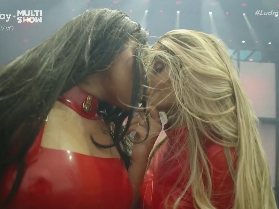 Ludmilla e Brunna Gonçalves exalam sensualidade em dance video de