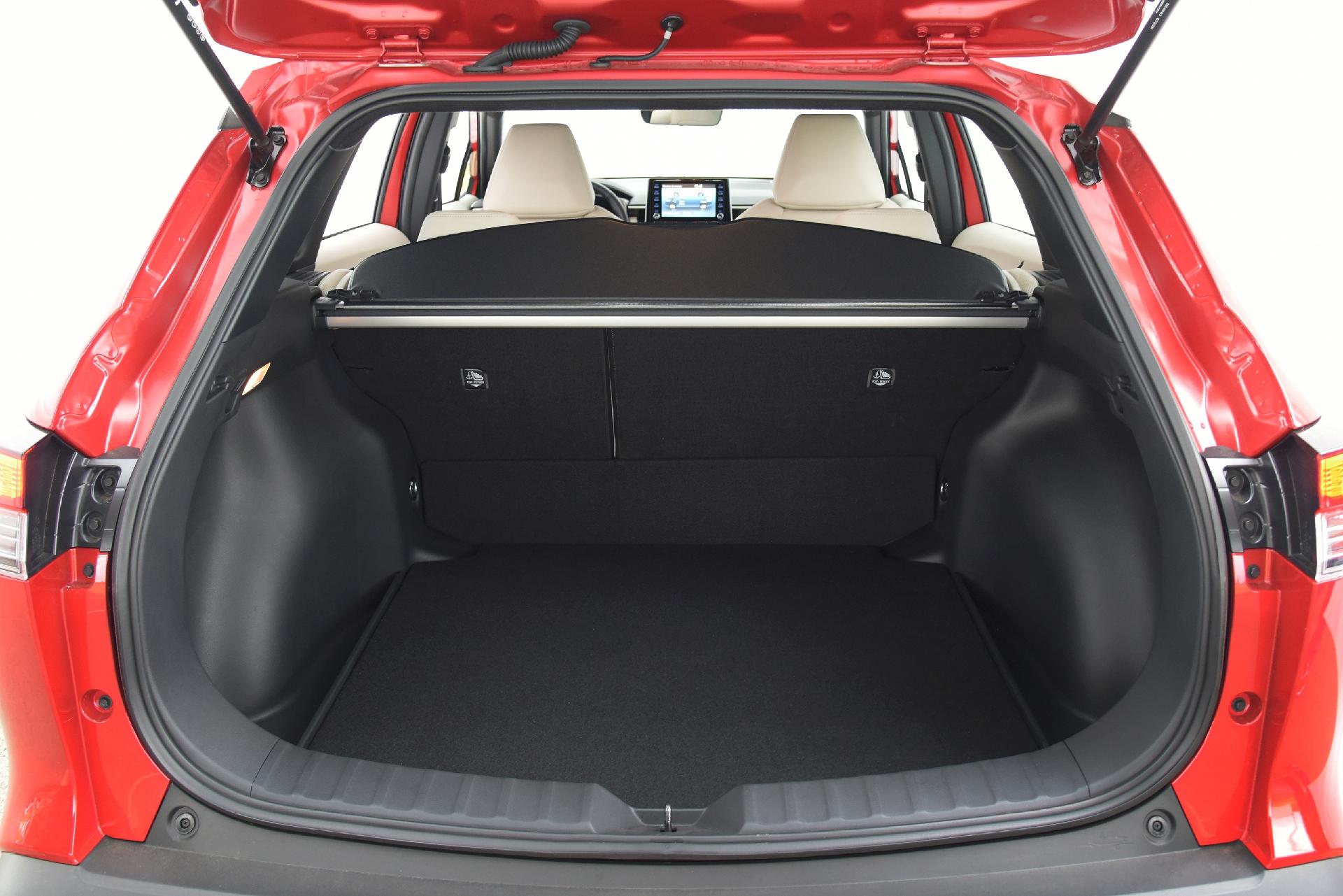 Jeep Compass x Toyota Corolla Cross qual o melhor SUV médio?