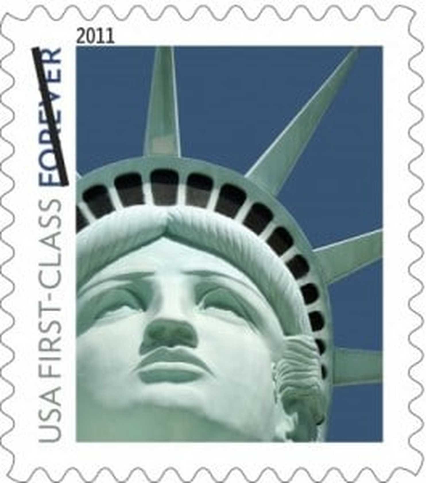 Serviço postal usa foto errada da Estátua da Liberdade e pagará US$ 3,5 mi  - 04/07/2018 - UOL Entretenimento