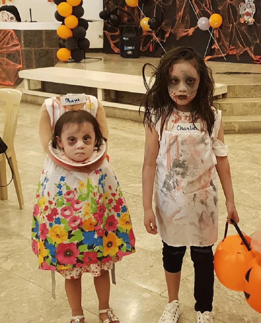 Desista do Halloween: Essa menininha sem cabeça tem a melhor