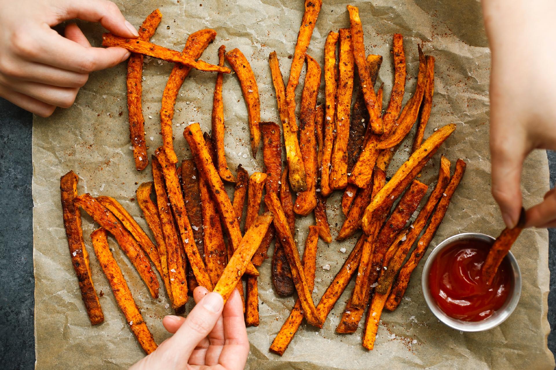 Recipe + Video] Batata Frita (Sweet Potato Fries)