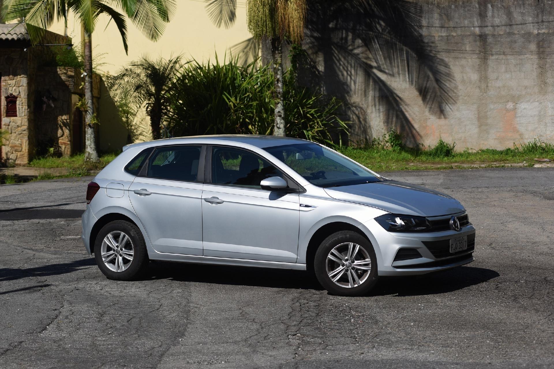 Volkswagen Polo 1.6 contra Polo 1.0 turbo: qual é a melhor compra?