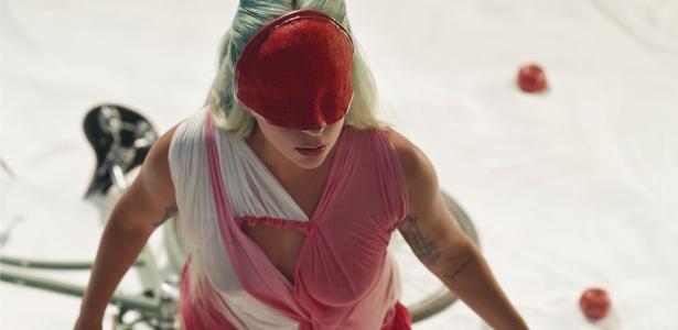 Lady Gaga Lan A Clipe Para Veja