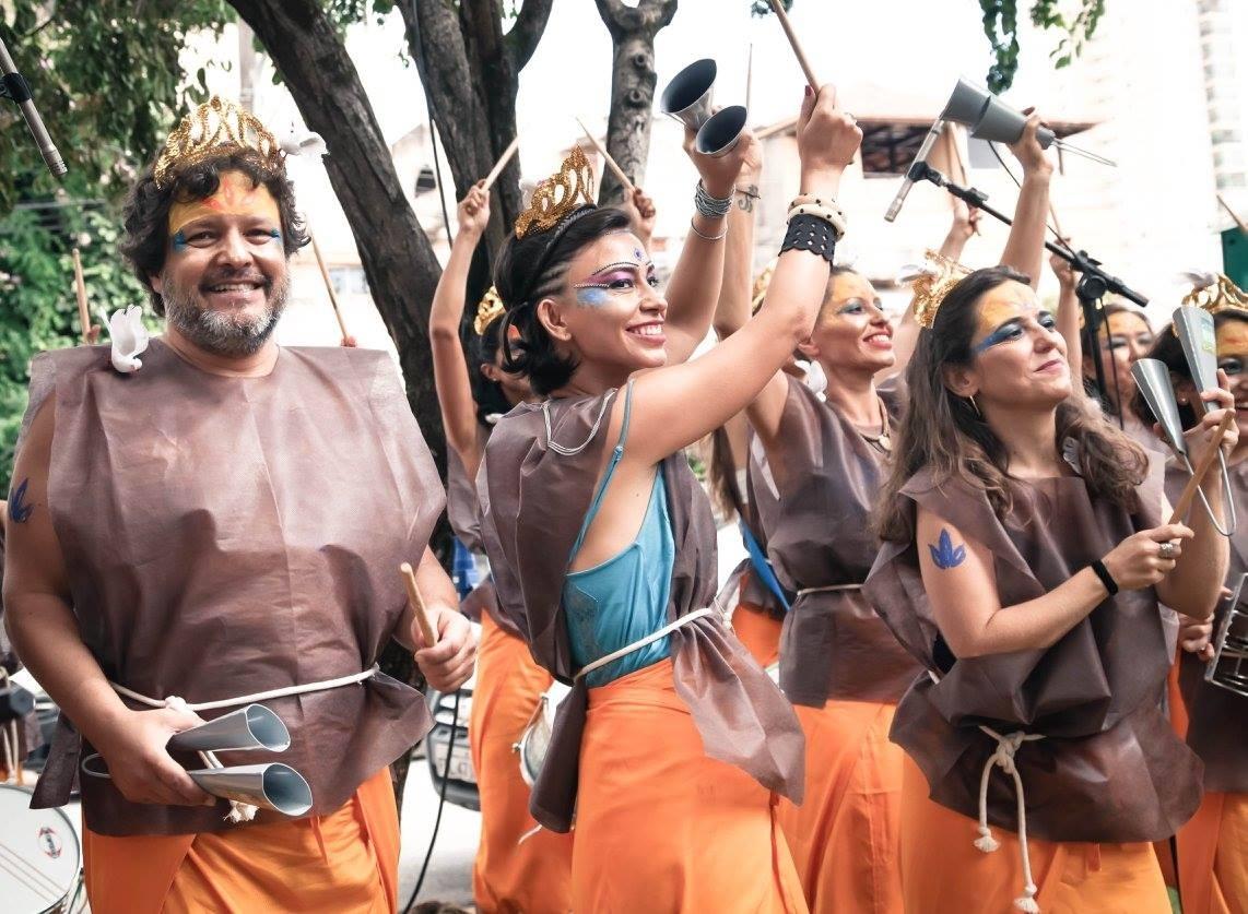 Rio Parada Funk reúne milhares de pessoas em 8 horas de bailes no  Sambódromo, Rio de Janeiro