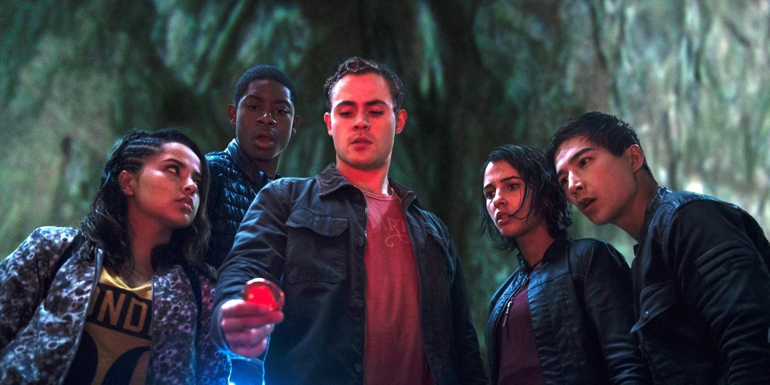 Power Rangers descobrem poderes em trailer do filme que estreia em 2017 10/10/2016 UOL Power Rangers descobrem poderes em trailer do filme que estreia em 2017 10/10/2016 UOL