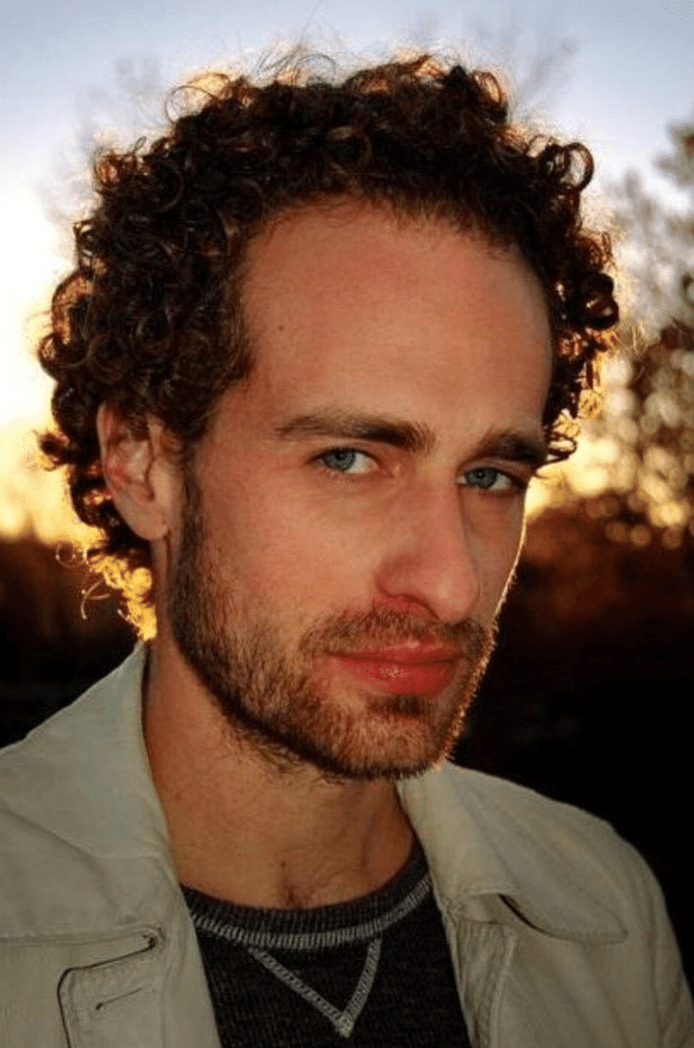 Ator Isaac Kappy morre aos 42 anos - Estadão