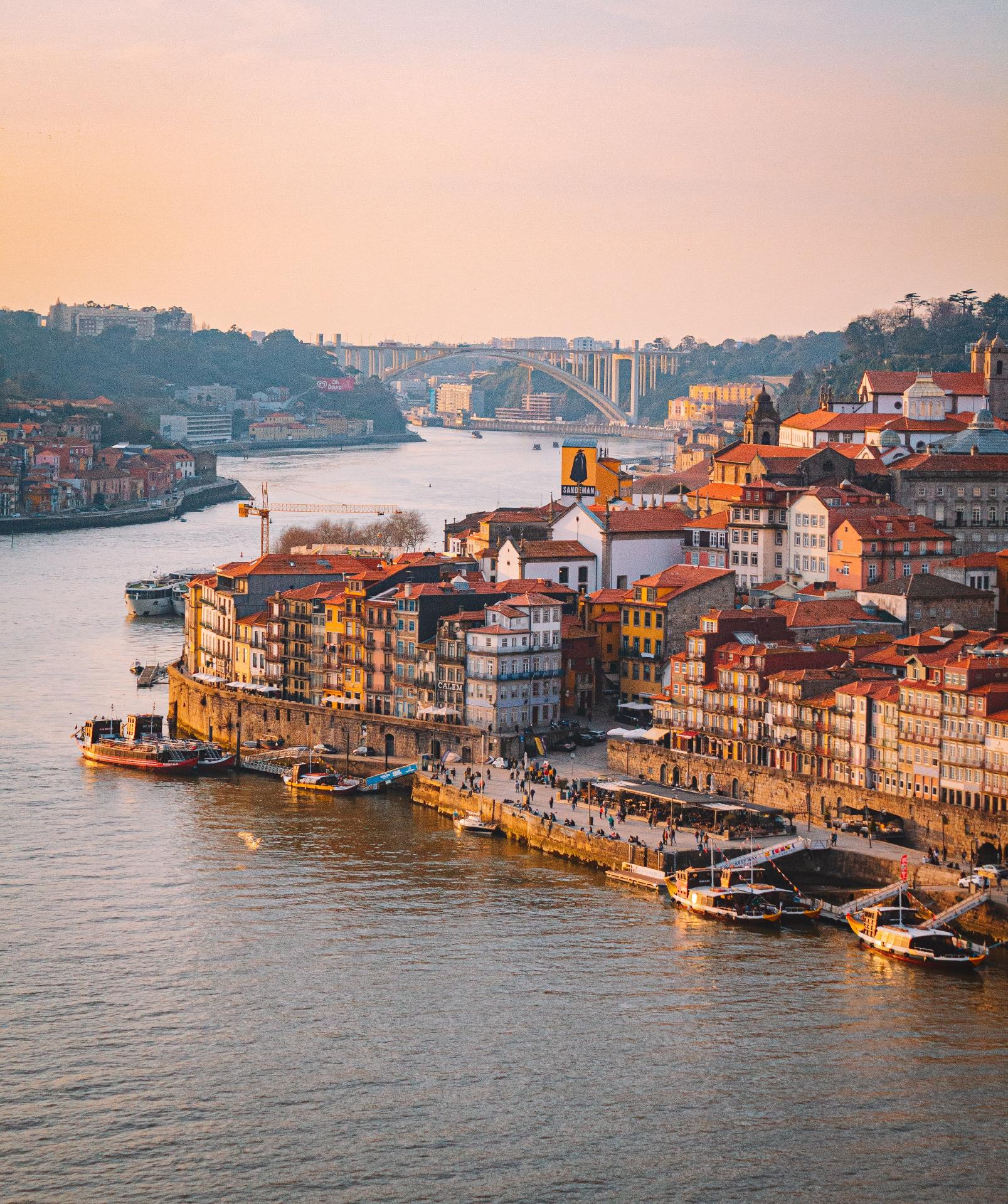 12 horas em Porto: um dia perfeito de passeios e compras na joia portuguesa
