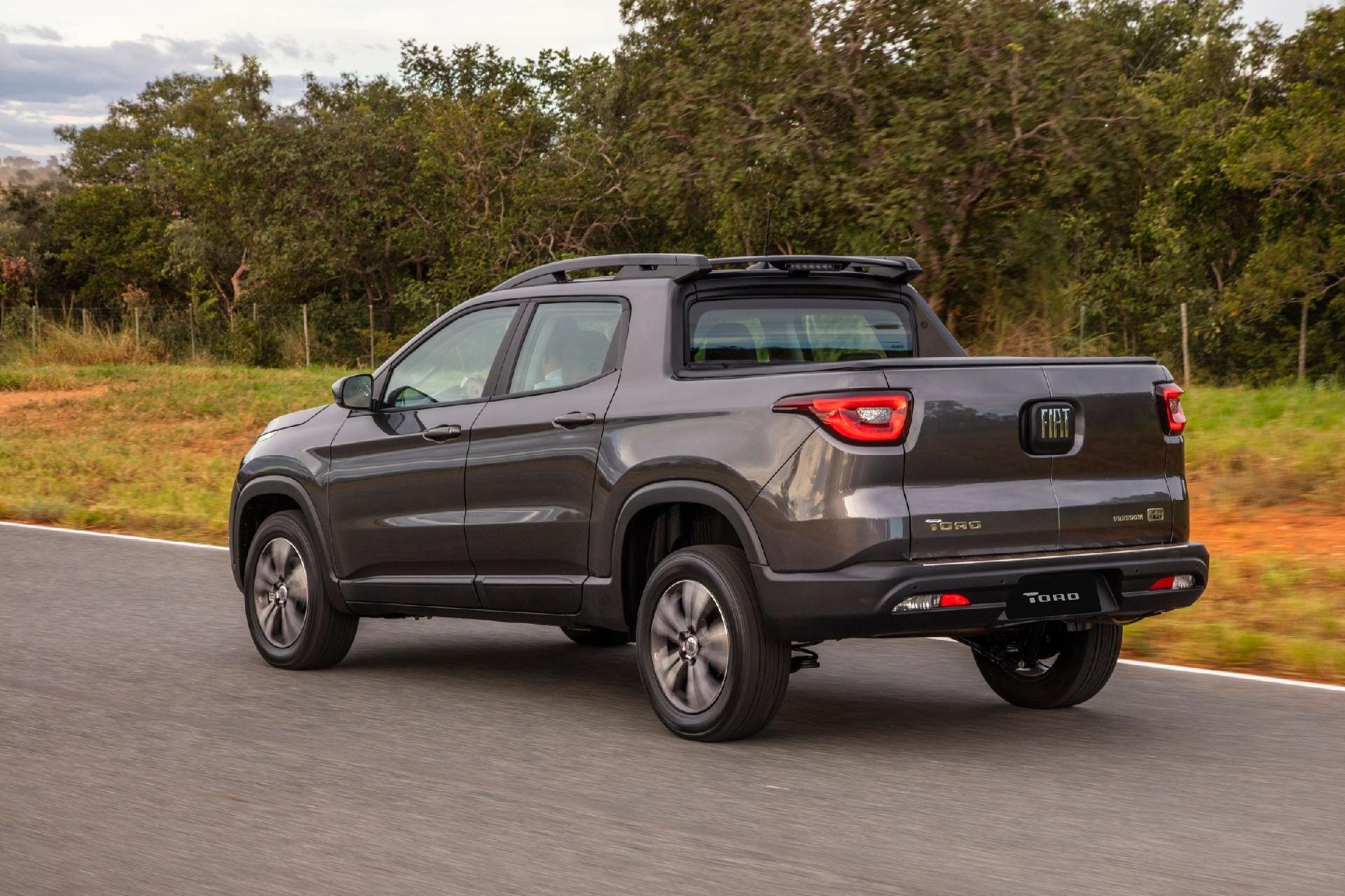 Fiat Toro 2022 ganha novo visual; veja preços e versões