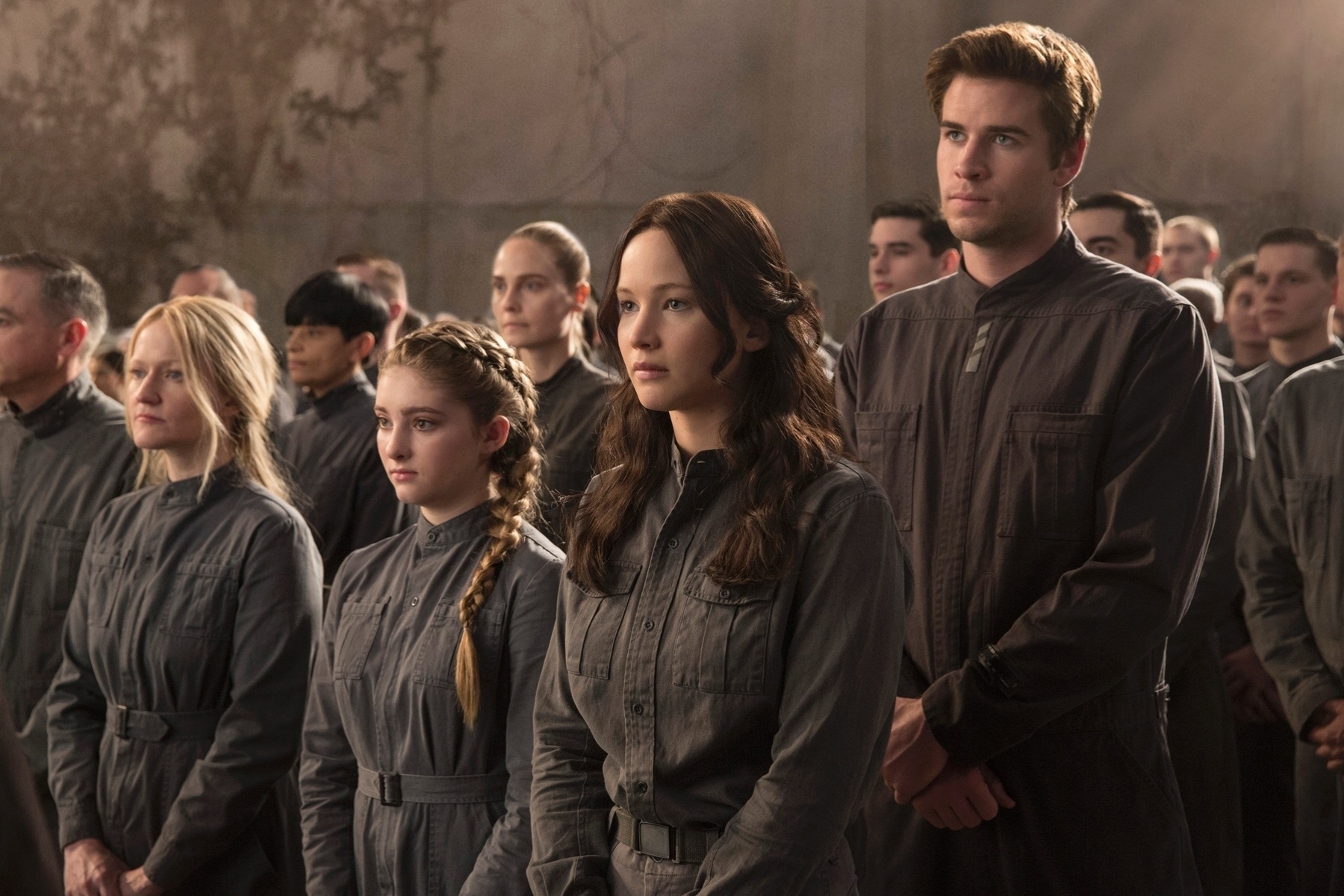 Katniss aparece pronta para a guerra