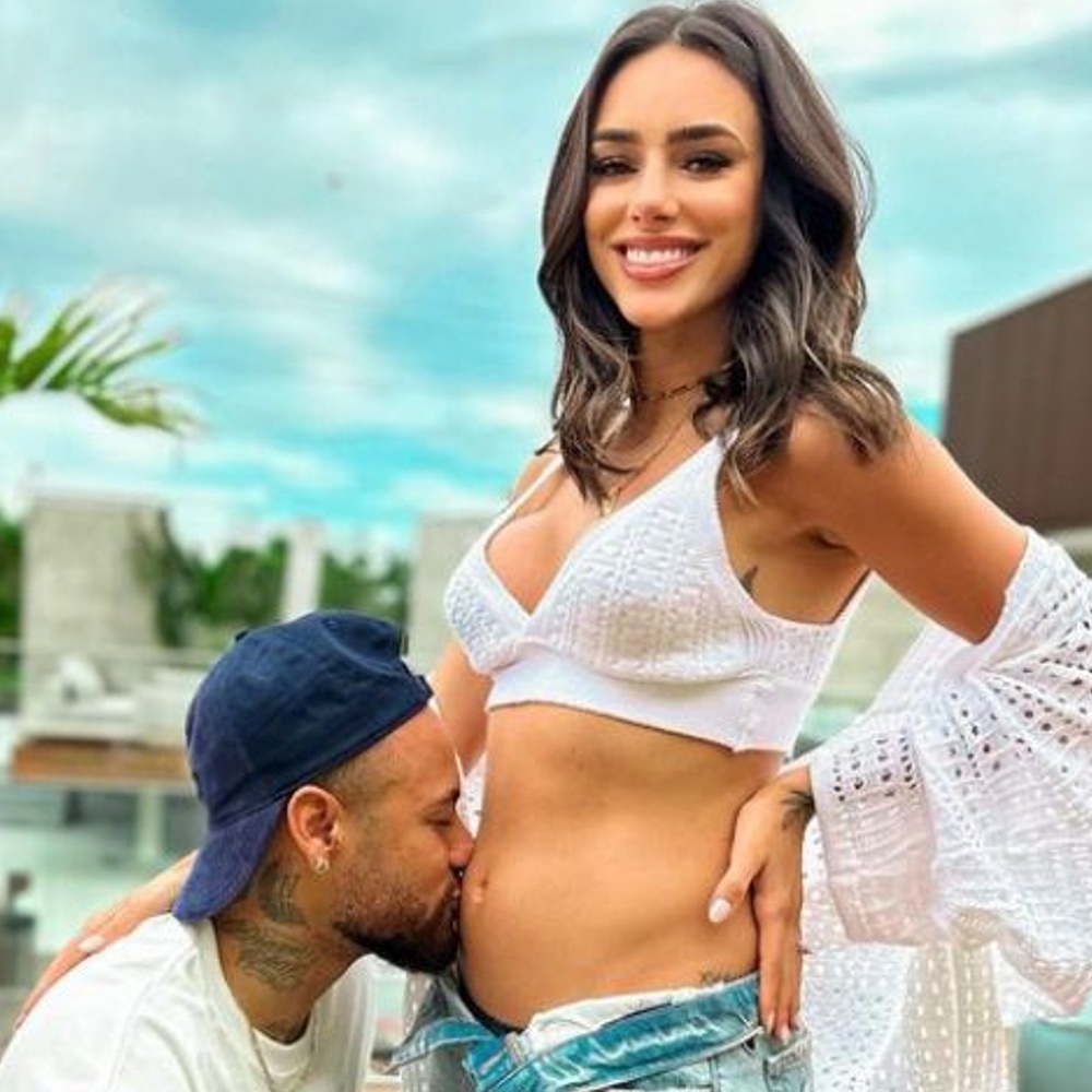 Neymar e Bruna Biancardi revelam o nome da filha e o significado surpreende  – Metro World News Brasil