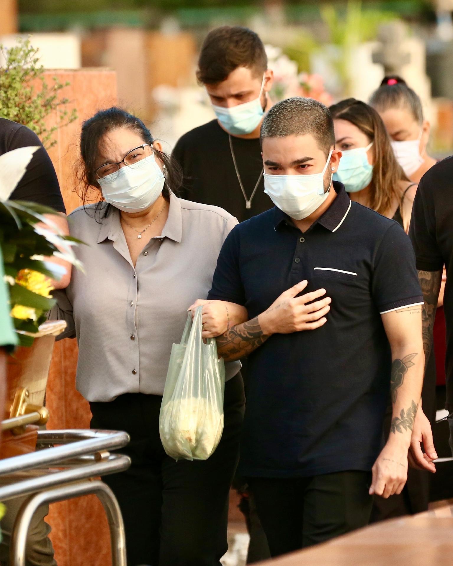 Yudi Tamashiro Se Emociona No Vel Rio Do Pai V Tima Da Covid