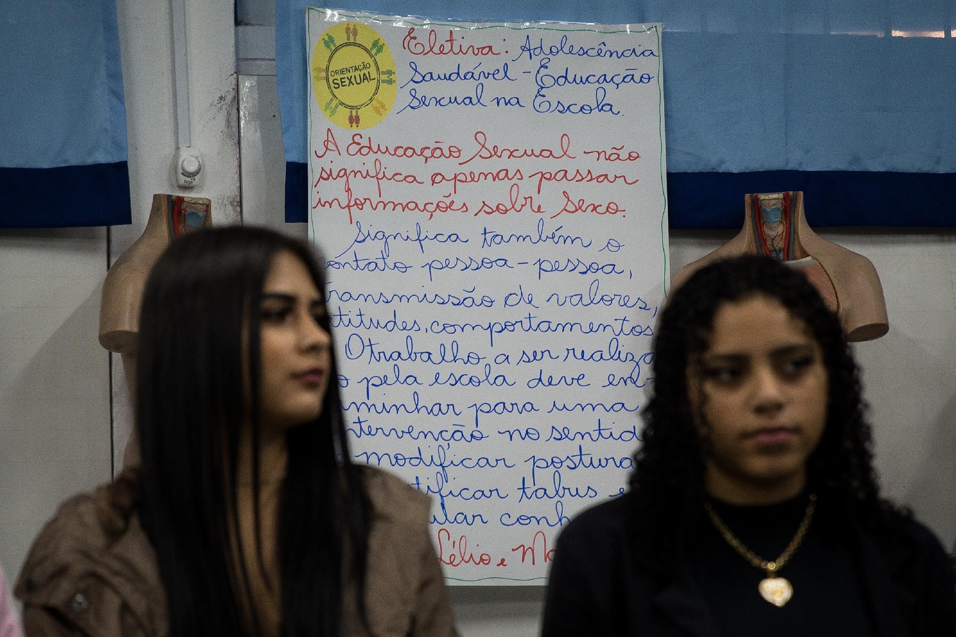 Vocês estão preparados pra aula de Educação Sexual? 🍆💦🍑 A ultima te