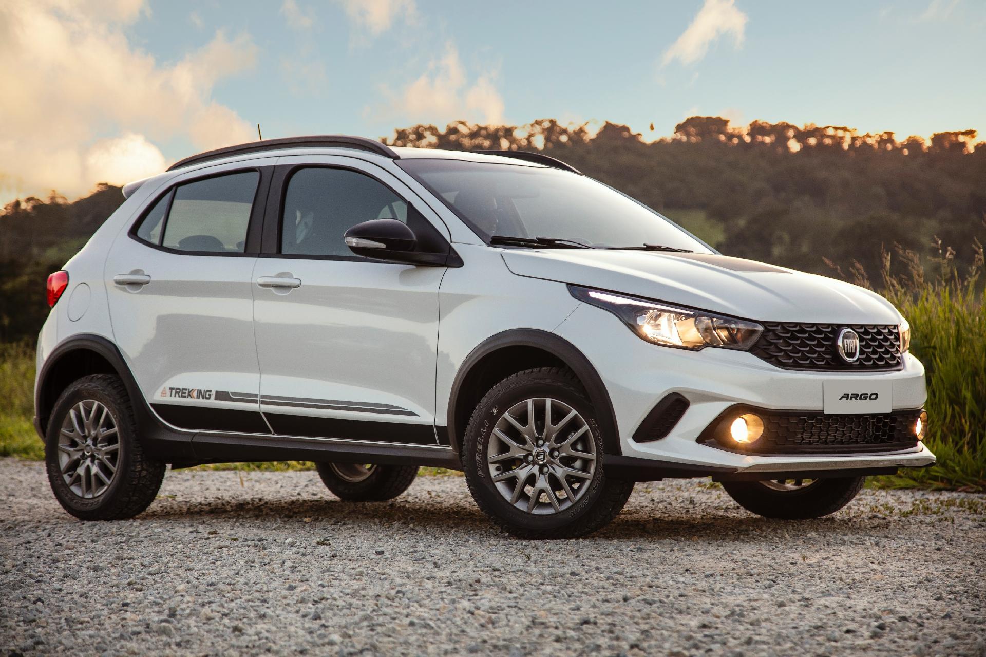 Fiat Argo Trekking O Novo Adventure E Chega Por R Com Motor