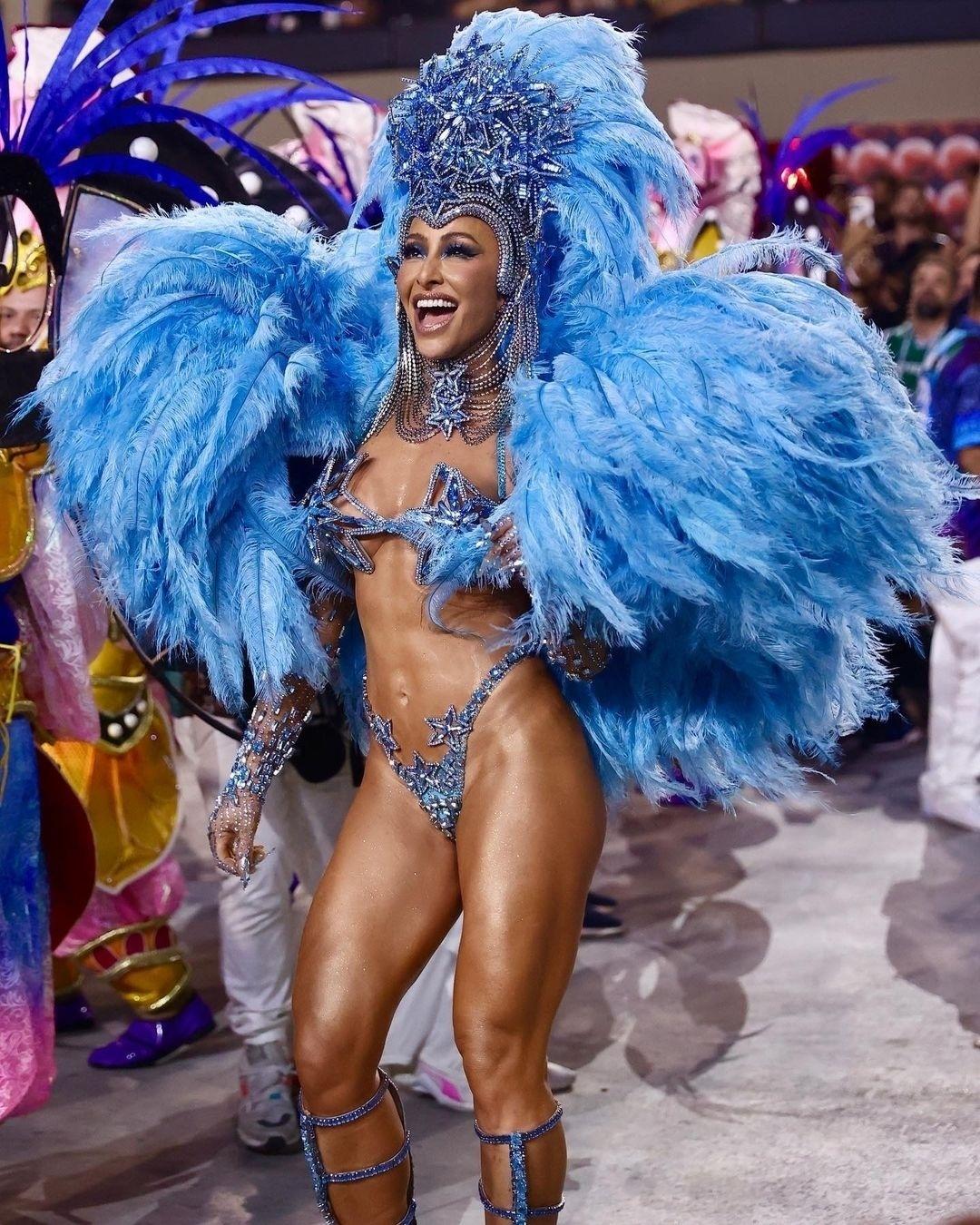 Carnaval Veja As Rainhas De Bateria Do Desfile Do Rio De Janeiro