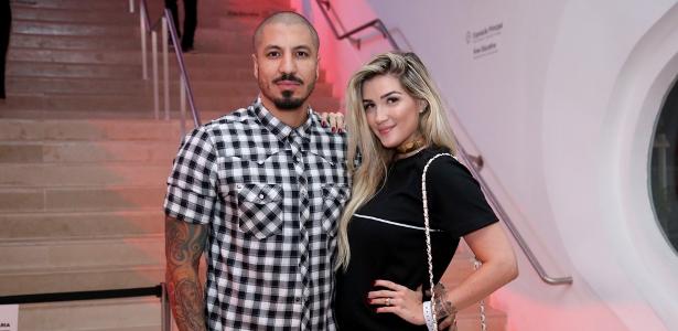 Têm filho de 2 anos | Após 5 meses, ex-BBBs Fernando e Aline reatam