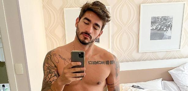 Ex Bbb Gui Napolitano Posa Sem Camisa E Ganha Elogios Muito Gato