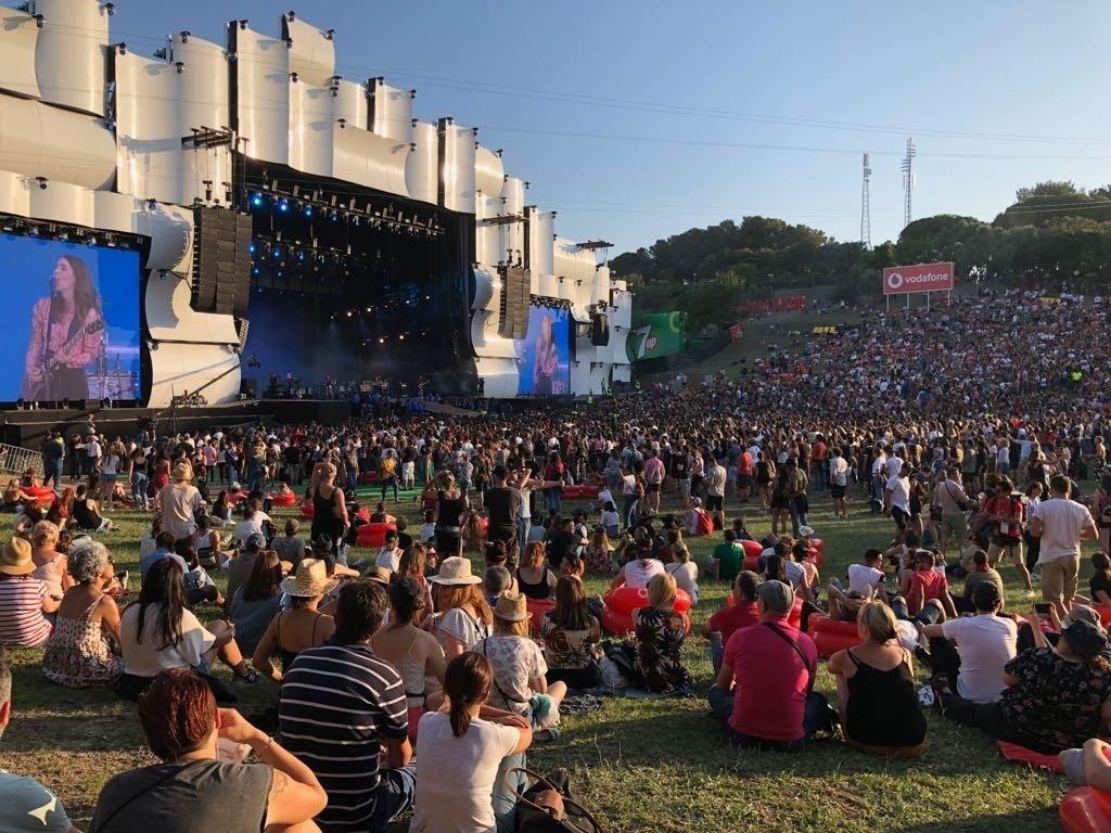 Anitta X Demi Lovato: Quem foi a melhor no Rock in Rio Lisboa? - 25/06