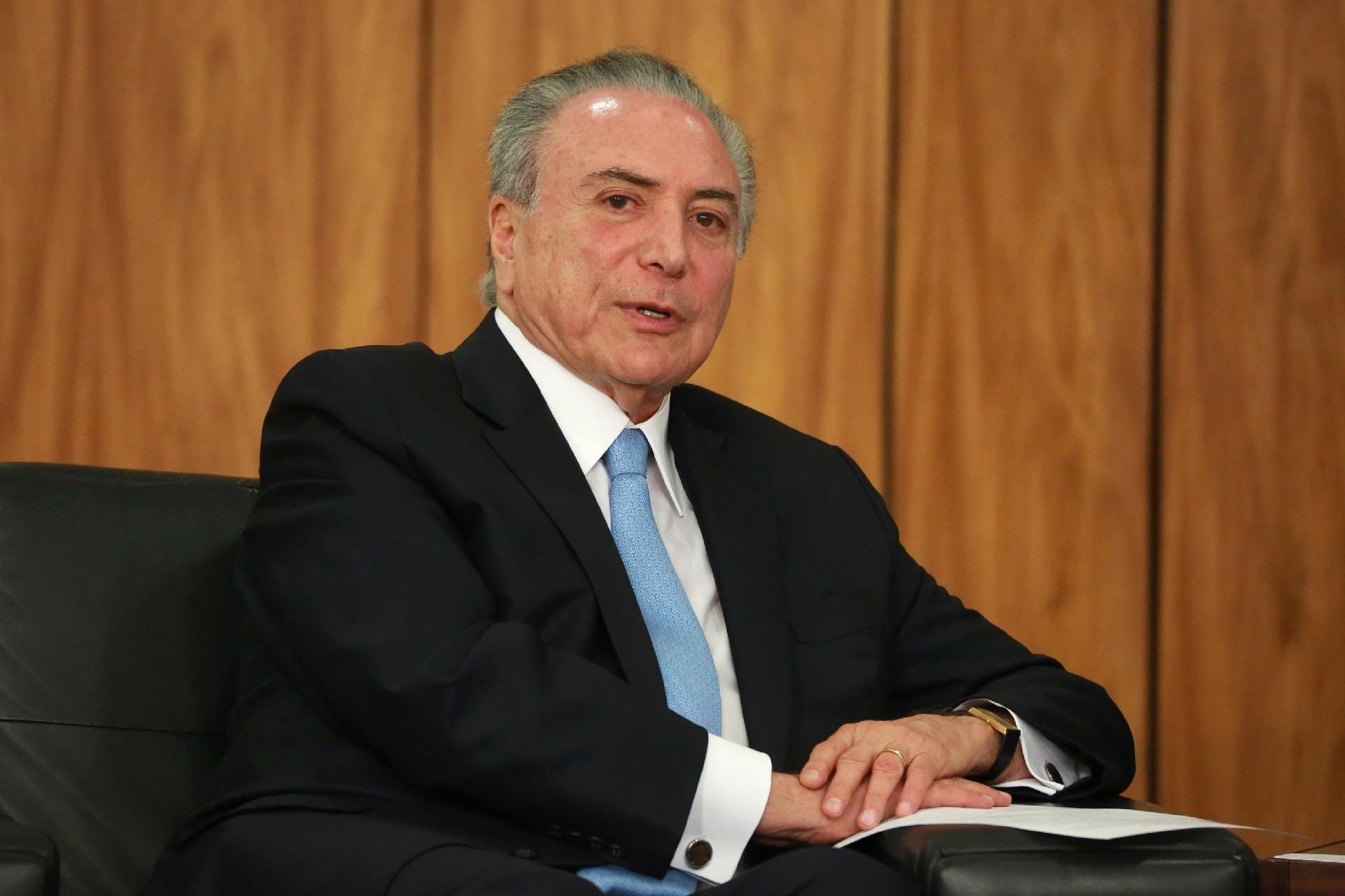 Michel Temer troca nomes de Corinthians e Palmeiras em discurso