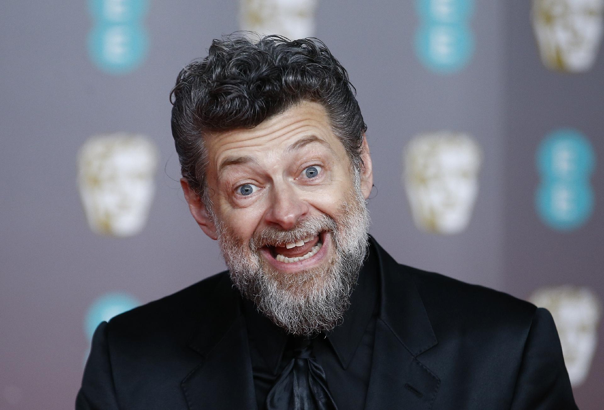 Ator que interpreta Gollum nos cinemas vai ler O Hobbit em live para  arrecadar fundos