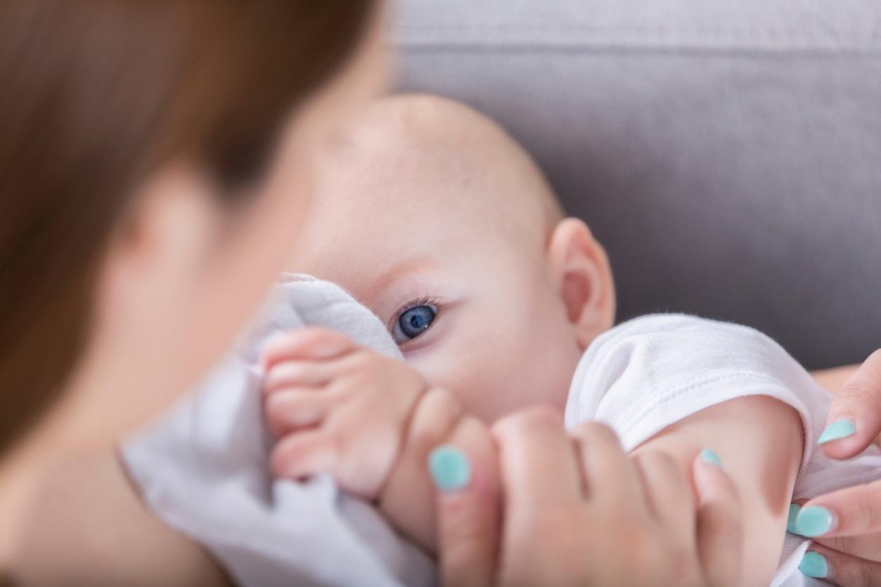 Como ter filhos em MiniMundos ao adotar um bebê ou ficar grávida