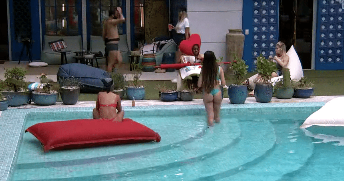 Bbb Biqu Nis E Sungas Como Os Confinados Aproveitaram A Piscina