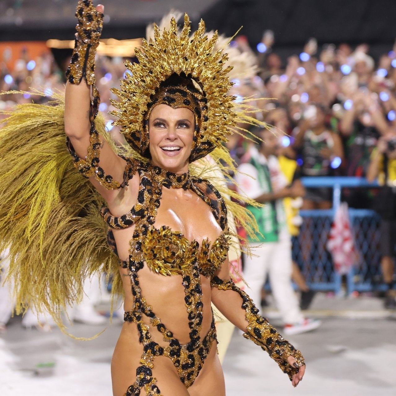 Paolla Oliveira: Fotos no desfile da Grande Rio no Carnaval 2024