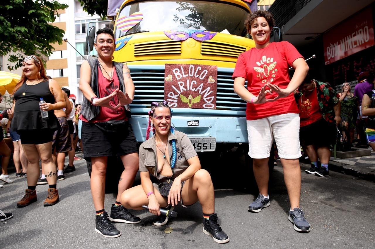 Lésbicas do bloco Siriricando vão às ruas reivindicando protagonismo em SP  - 24/02/2020 - UOL Carnaval 2020