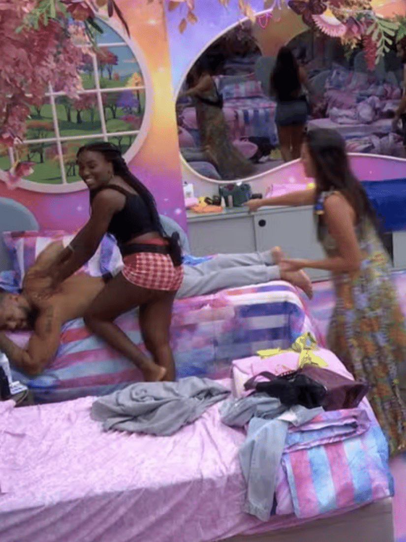 BBB 24: Leidy Elin faz massagem em Juninho