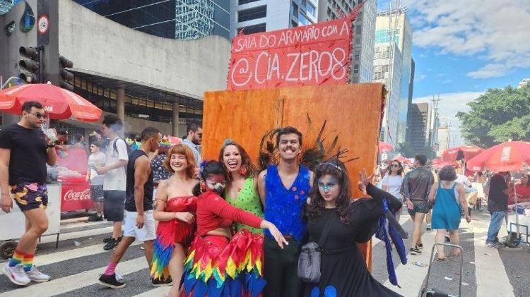 Parada Lgbt Tem Venda De Kit Gay E Sa Da Do Arm Rio Na Av Paulista