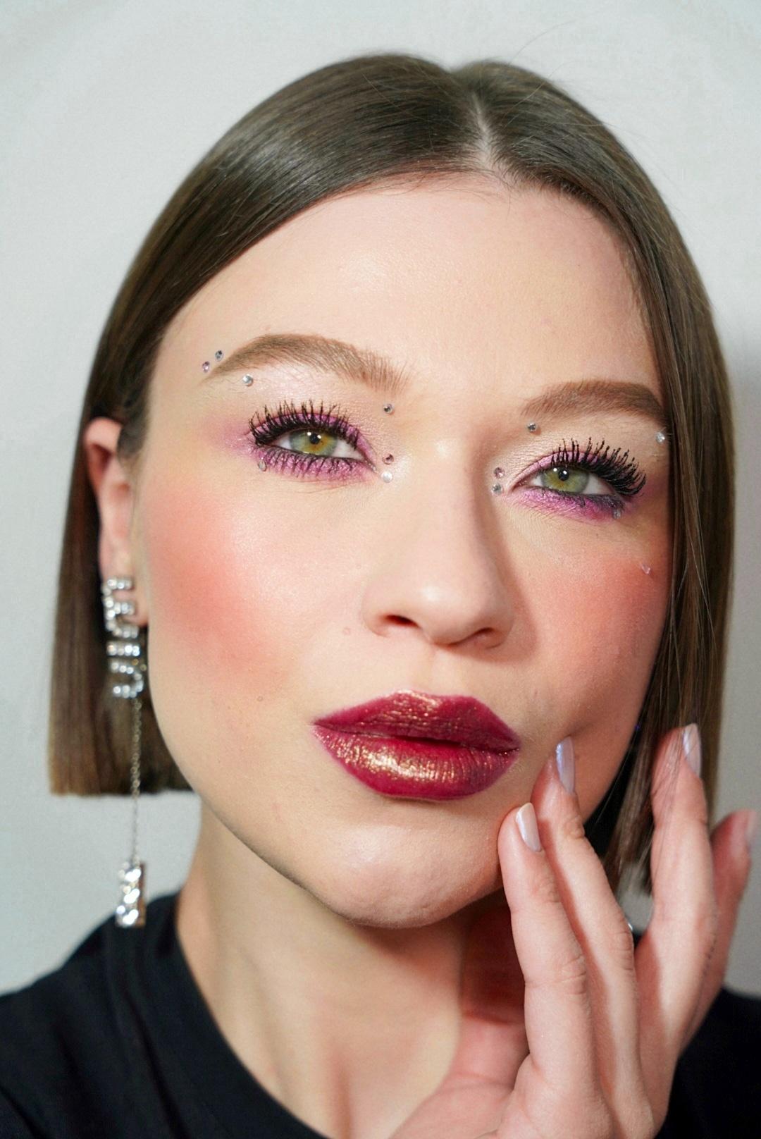 Top 15 maquiagens mais bonitas 💄  Smokey eye makeup, Eye makeup, Eye  makeup steps