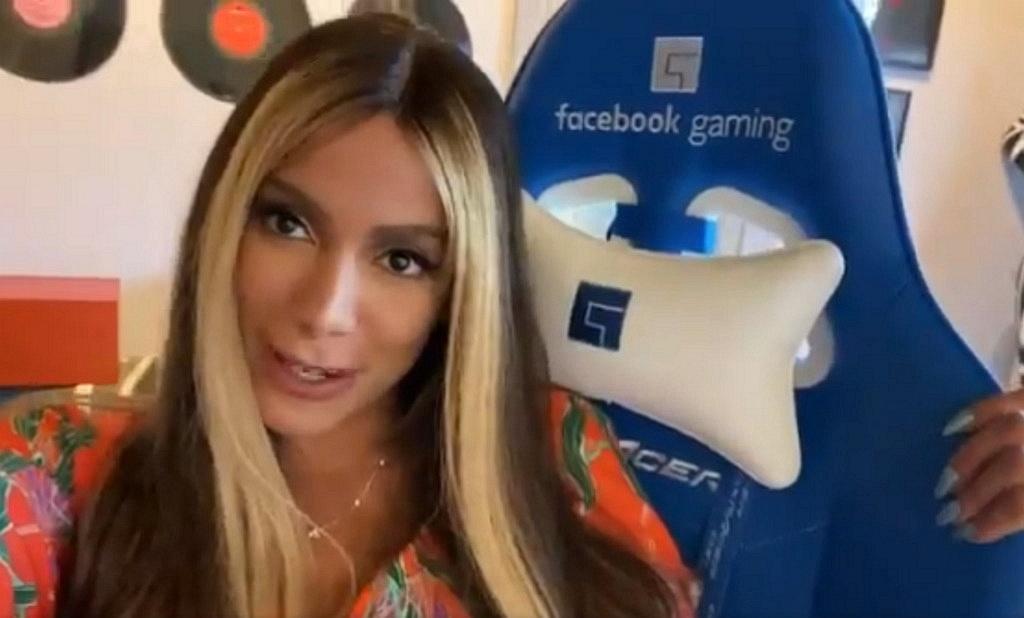 Saiba quem é streamer que apresentou Anitta à comunidade gamer