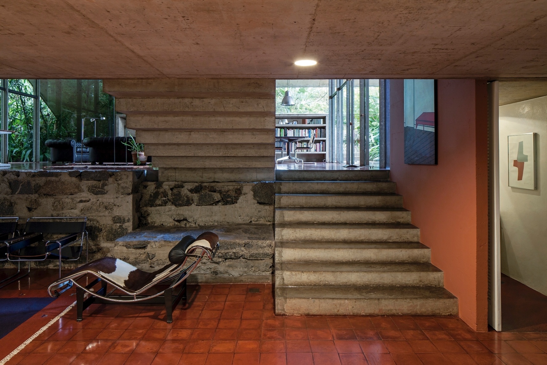 Fotos Casa Dos Anos 70 Tem Cobertura Curva Inspirada Nas Linhas De fotos-casa-dos-anos-70-tem-cobertura-curva-inspirada-nas-linhas-de