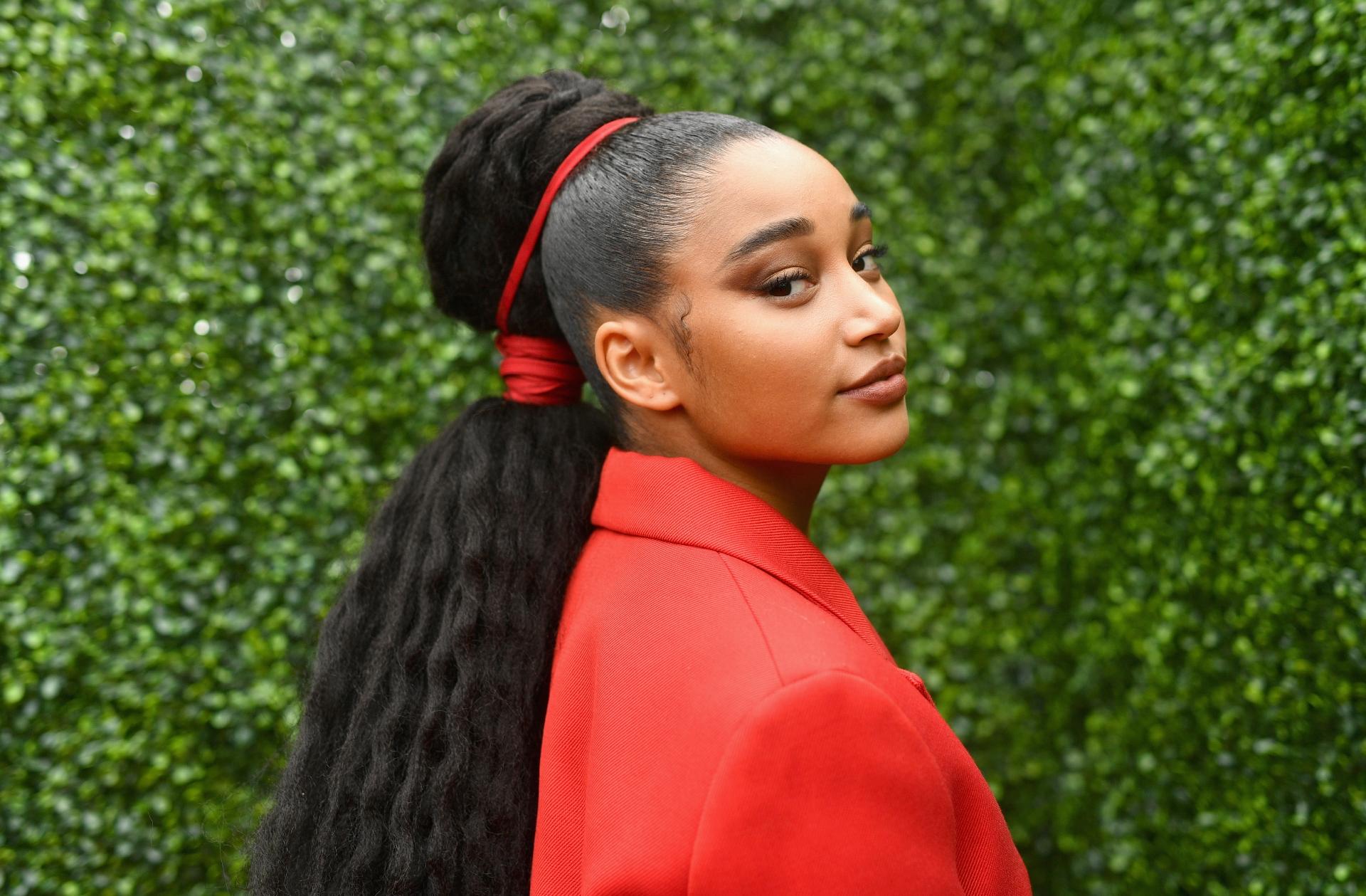 O que torna a maquiagem, a roupa ou a Amandla Stenberg - Pensador