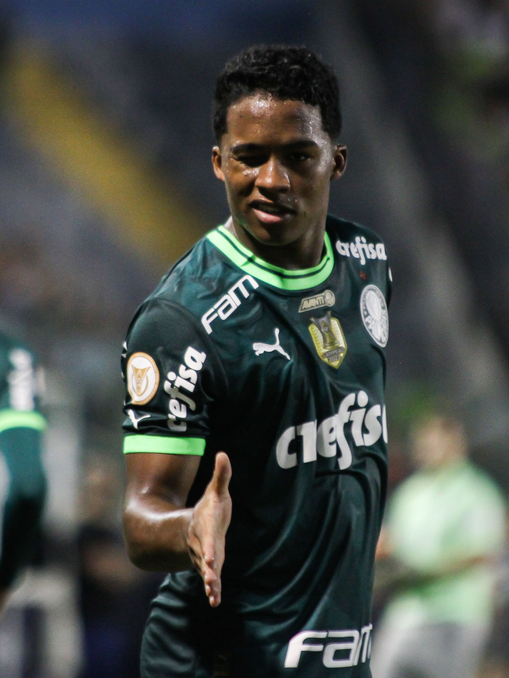 Wesley, do Flamengo, e Endrick, do Palmeiras, são os jogadores sub-20 com  mais jogos em