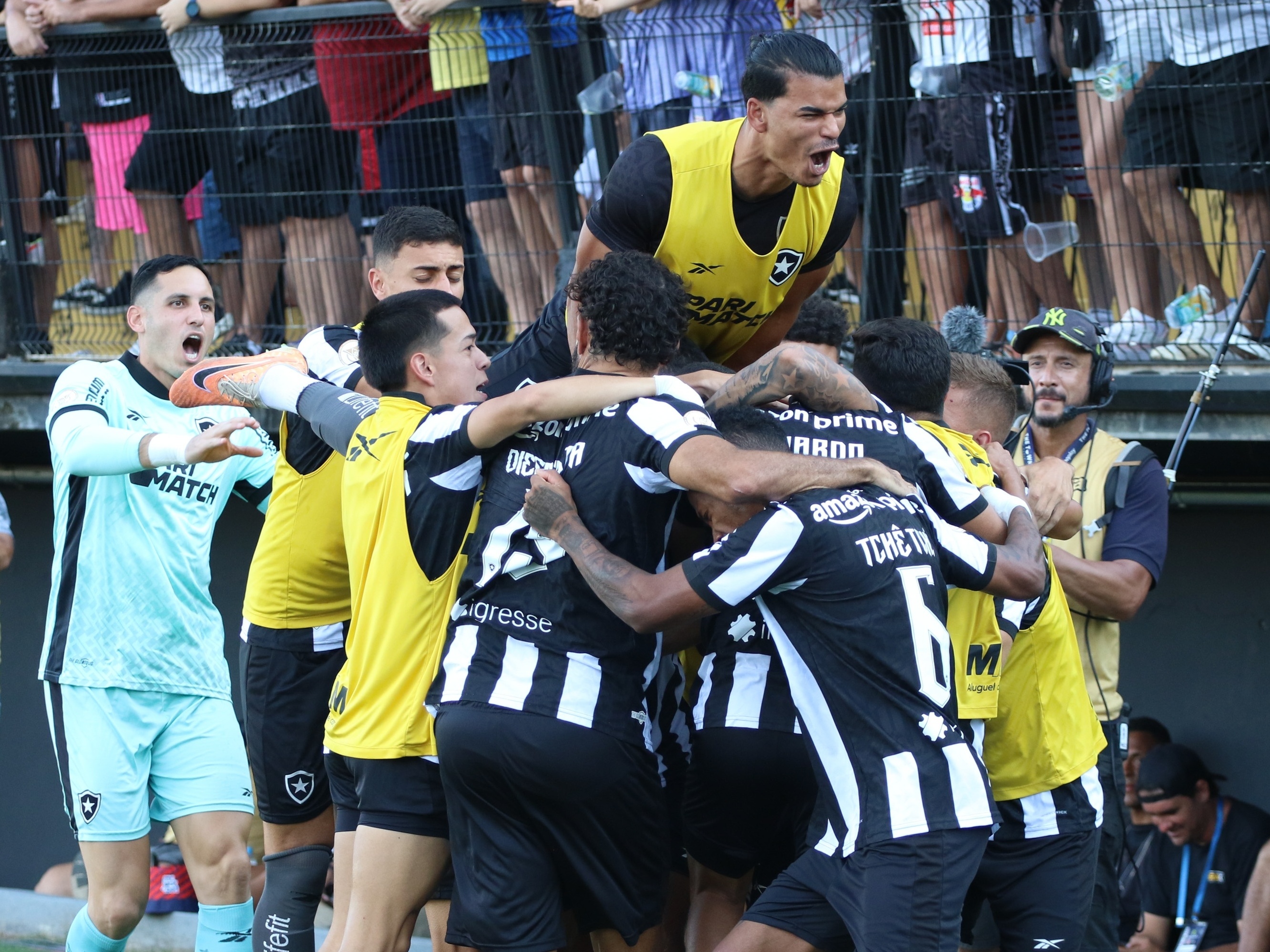 Sem palavras pra esse jogo. Não sei descrever o que eu vi - Botafogo de  Futebol e Regatas lugar Brasileirão Série A ( visão geral I Partidas  Classificação Partidas Brasileirão Série 