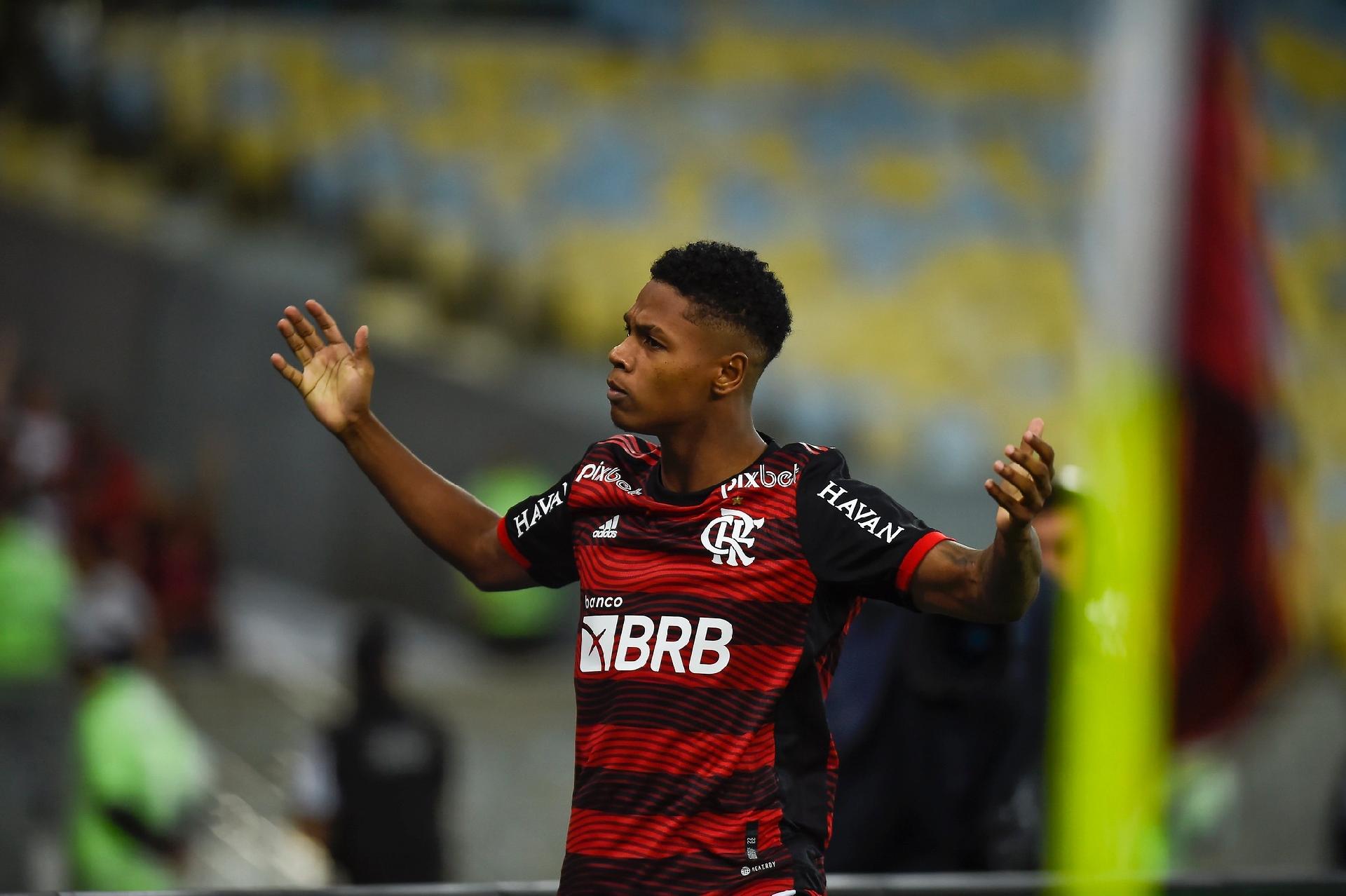 Quiz Será que você conhece mesmo os jogadores que atualmente jogam no  flamengo?