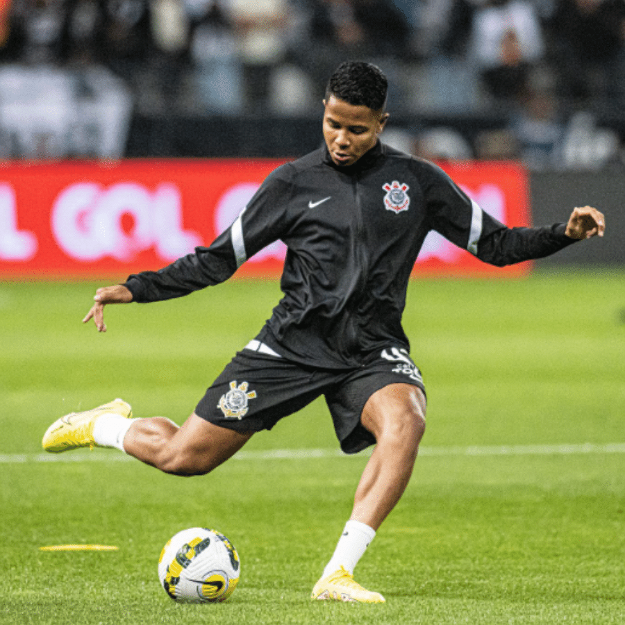 Corinthians planeja renovação de contrato com o atacante Wesley, decisivo  na vitória sobre o Newell's